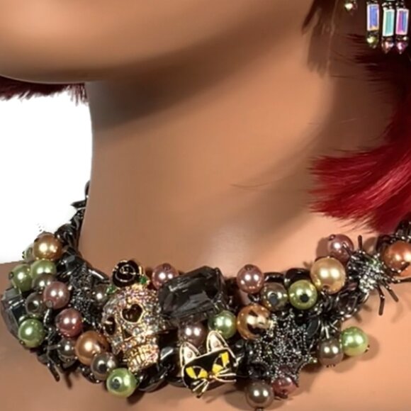 Betsey Johnson Halloween Statement Bib Necklace Skull Spider Cat Ghost Glow Bead - Picture 5 of 16